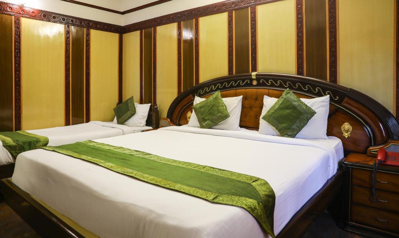 Treebo Nava Nidhi Comforts Bangalore Exterior photo